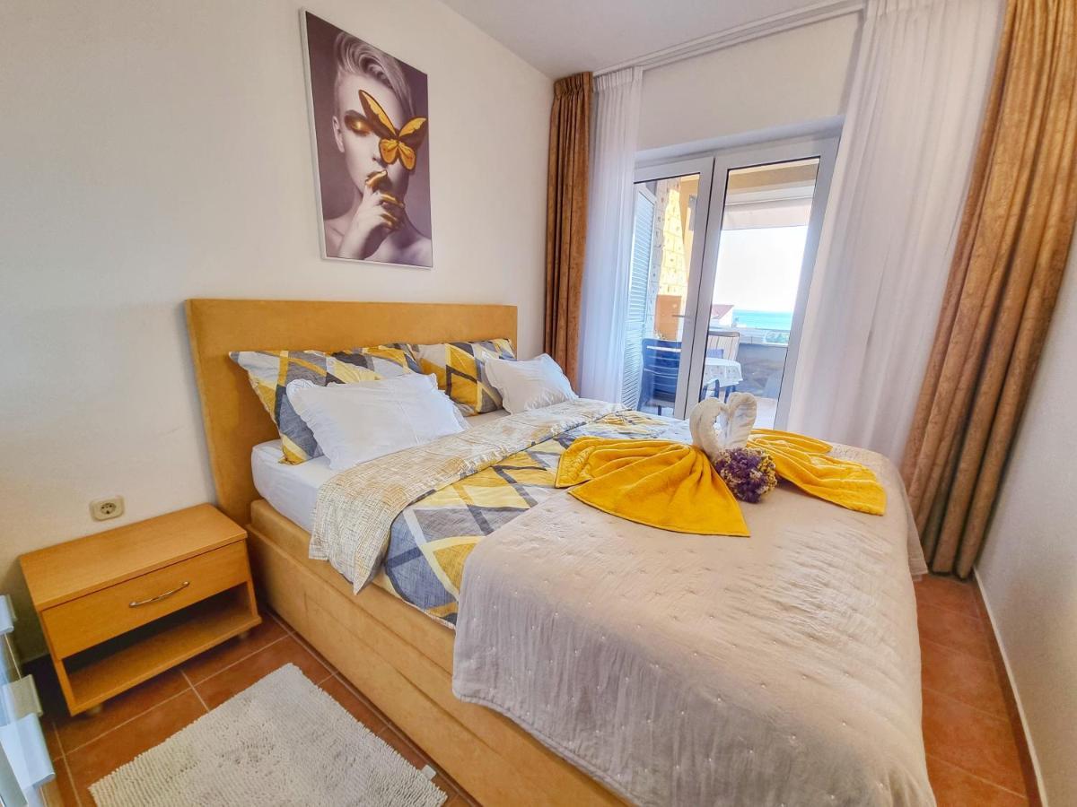 Deluxe Novalja Lejlighed Eksteriør billede